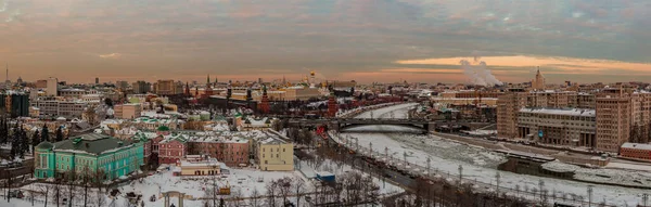 Panorama Moskwy Skupiona Kremlu Zaczerpnięta Katedry Chrystusa Zbawiciela — Zdjęcie stockowe