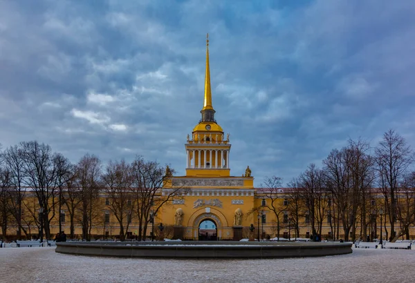 Obrázek Centrální Části Budovy Admirality Petrohradě — Stock fotografie