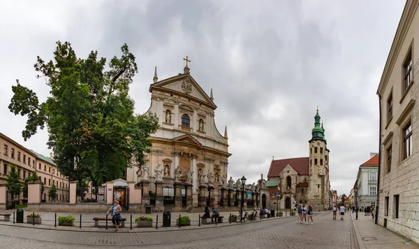 Panoramatický Obraz Kostela Petra Pavla Zatažený Den Kostelem Ondřeje Dálce — Stock fotografie