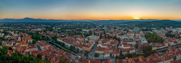 Uma Imagem Panorâmica Lado Oeste Liubliana Pôr Sol — Fotografia de Stock