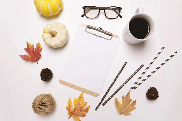 Flat Lay Autumn Thanksgiving Style Concept Coffee Autumn Leaves Pumpkins — Stock Photo, Image