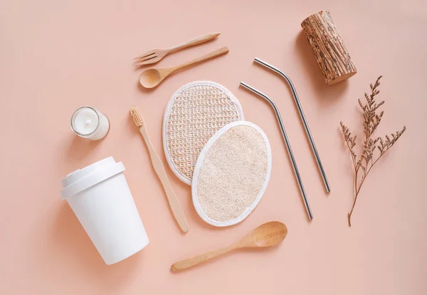 Flat Lay Sustainable Products Bamboo Toothbrush Stainless Straw Travel Mug — Stock Photo, Image