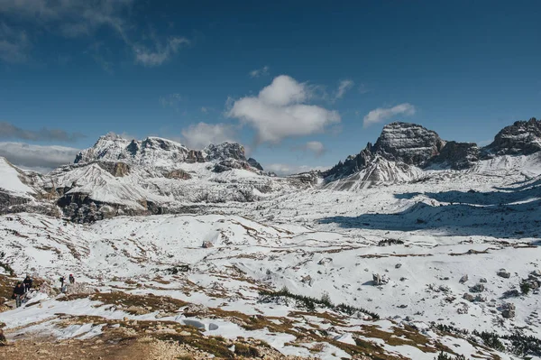 Schöner Blick Auf Den Berg Mit Schönem Himmel — Stockfoto