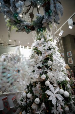 Noel ve yeni yıl oda dekore edilmiş iç