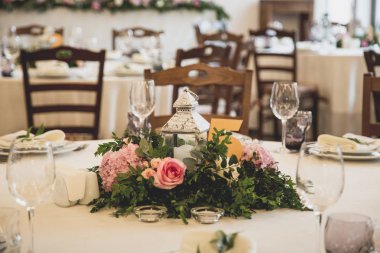 Düğün masa süslü