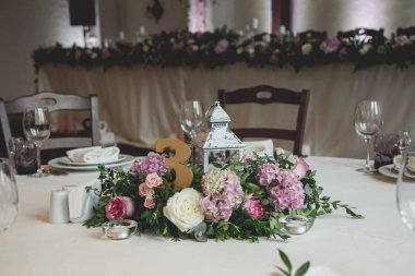 Düğün masa süslü