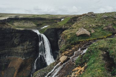 İzlanda şelale yılında İzlanda doğa manzara. 