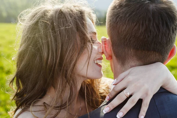 Pareja Bodas Hermosa Pareja Boda Las Montañas — Foto de Stock