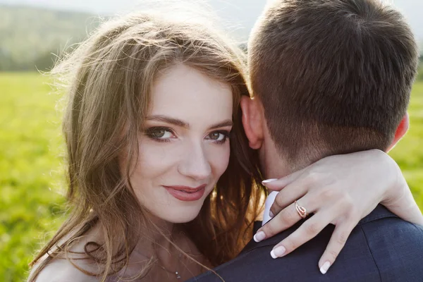 Pareja Bodas Hermosa Pareja Boda Las Montañas —  Fotos de Stock