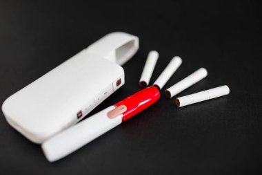 Elektronik Sigara, teknoloji sigara. Tütün sistem Iqos.