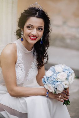 Düğün günü. Şık güzel gelin. 