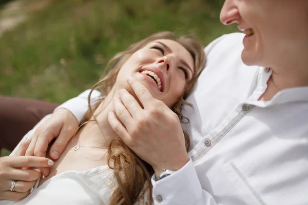 Casamento Feliz Casal Noivo Noiva Juntos Dia Casamento Recém Casados — Fotografia de Stock