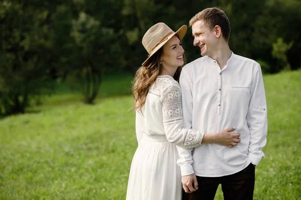 Casamento Feliz Casal Noivo Noiva Juntos Dia Casamento Recém Casados — Fotografia de Stock