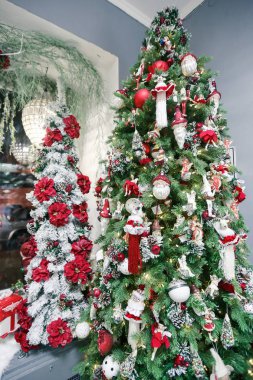 Noel ve mutlu yeni yıl dekorasyon. Noel arka plan w