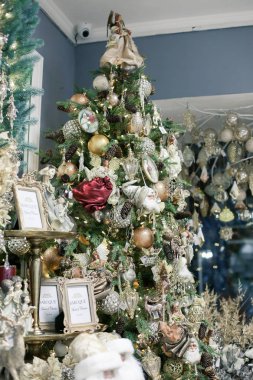 Noel ve mutlu yeni yıl dekorasyon. Noel arka plan w