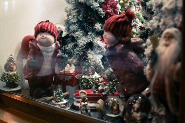 Noel ve mutlu yeni yıl dekorasyon. Noel arka plan w