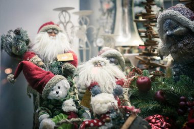 Noel ve mutlu yeni yıl dekorasyon. Noel arka plan w