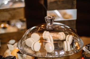 Çikolata. Lezzetli tatlı büfesi kekler. 