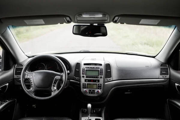 Modern luxury prestige car interior, dashboard, steering wheel. — Stock Photo, Image