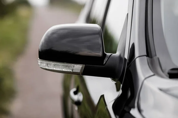 Details of black car. Door car - detail, car mirror close-up. — Stock Photo, Image