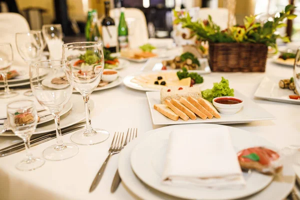 Tablo ayarı için bir olay parti veya Resepsiyon düğün. 