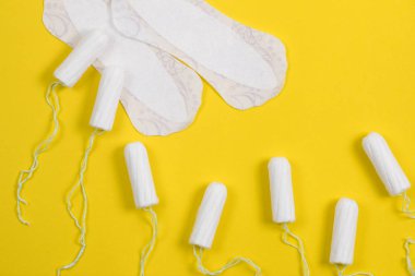 Pamuk tampon. Kadın konfor, hijyen ve koruma.