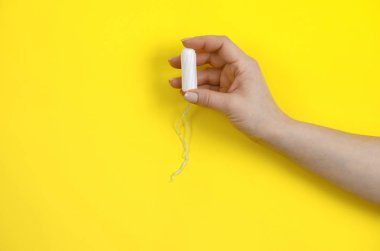 Pamuk tampon. Kadın konfor, hijyen ve koruma.