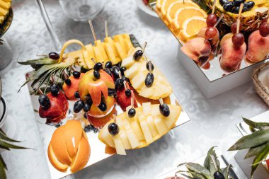 Catering düğün lüks. Düğün recepti barda lezzetli şeker