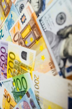 Para para, euro ve Amerikan dolar para birimi.