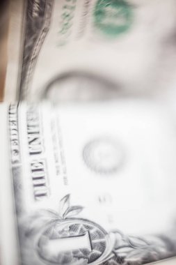 Para para, euro ve Amerikan dolar para birimi.