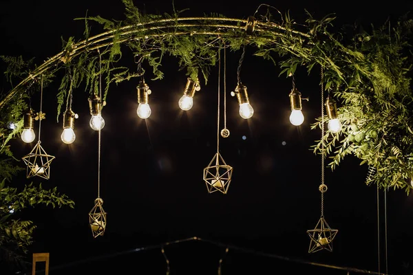 Happy New Year ve Noel arka plan. Güzel rustik lüks ışık lamba dekor.