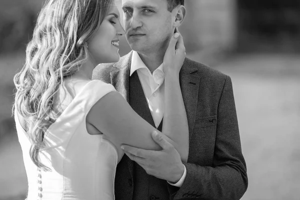 Mireasă Mire Ziua Nunţii Cuplu Nuntă Mireasă Drăguță Mire Elegant — Fotografie, imagine de stoc