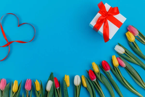 Conceito Dia Dos Namorados Tulipas Dia Dos Namorados Feriado Cartão — Fotografia de Stock