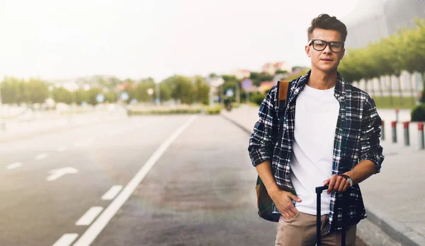 Homme Qui Prend Taxi Jeune Homme Voyageur Prendre Taxi Aéroport — Photo