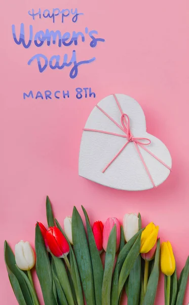 母亲节 妇女日海报或横幅 3月8日国际妇女节设计 郁金香花在背景 — 图库照片