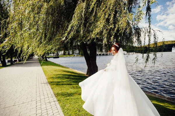 Hochzeitstag Braut Modeporträt Einer Schönen Sexy Braut Weißen Hochzeitskleid — Stockfoto