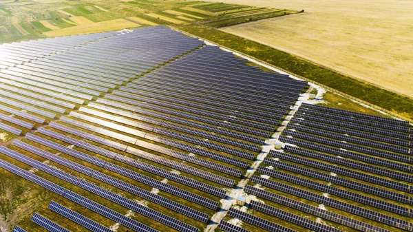 Nowa Energia Panel Słoneczny Alternatywne Źródło Energii Elektrycznej Widok Lotu — Zdjęcie stockowe
