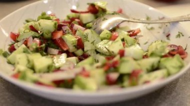 Balsamik salata dökme