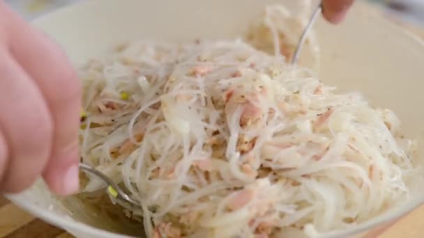 Man Cooking Tuna Noodles Salad — Wideo stockowe