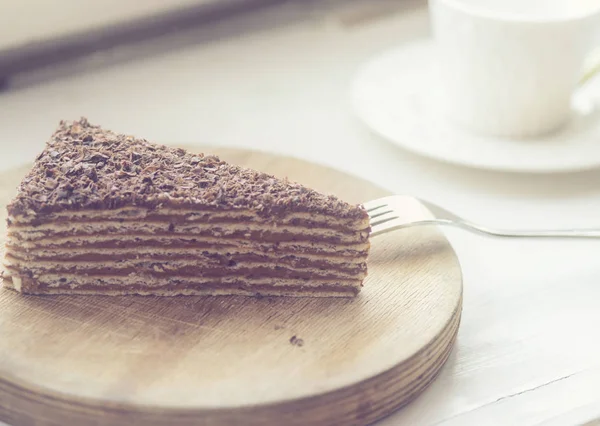 Torta mikado su tavola di legno — Foto Stock