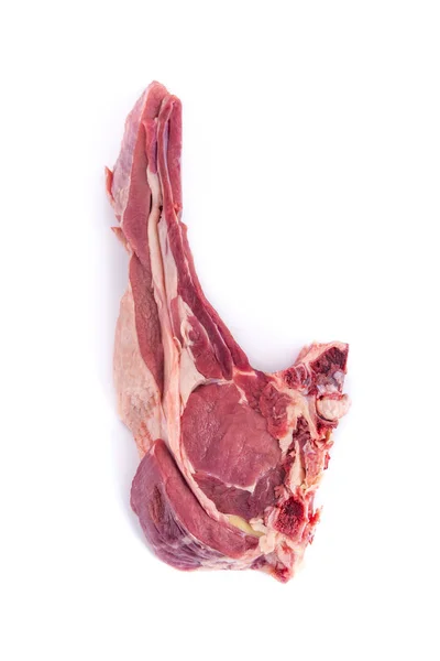 白い背景に分離された新鮮な生の牛肉 — ストック写真