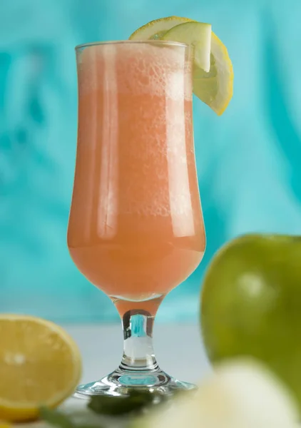 Suco fresco de laranja vermelha ou toranja — Fotografia de Stock