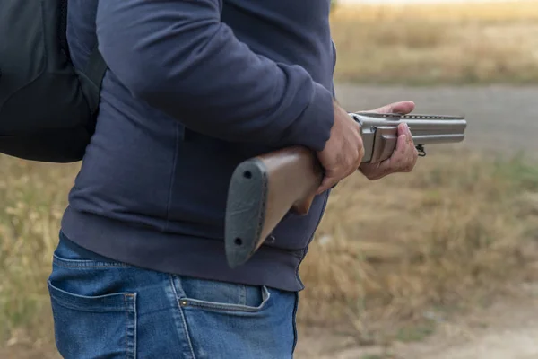 Mannelijke Jager Klaar Jagen Met Jacht Rifle Hunter Houdt Een — Stockfoto