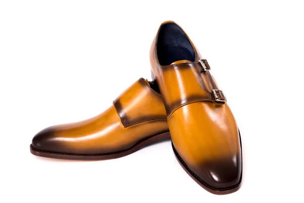 Beyaz Arka Planda Ayakkabıları Olan Erkek Modası — Stok fotoğraf