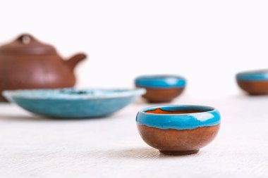 Çin çayı ve Japon çayı. Oryantal içki tarzı.