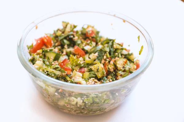 Smaklig Sallad Från Mellanösterländska Köket Tabule Beredd Grönsaker Örter Bulgur — Stockfoto