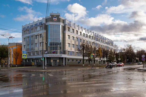 Budynek Ministerstwa Spraw Wewnętrznych Republiki Mari Yoshkar Ola Komsomolskaya 139 — Zdjęcie stockowe
