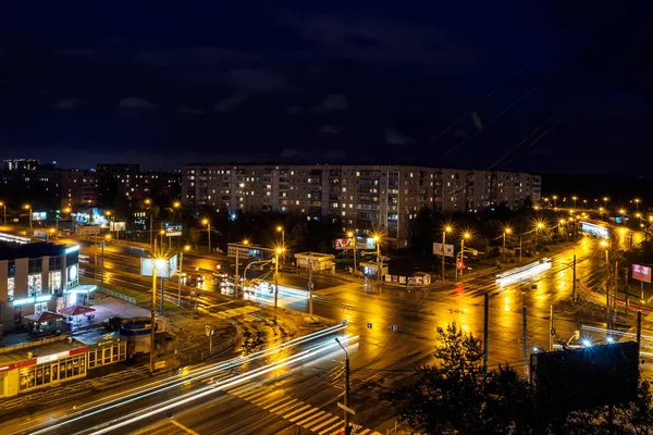 Vista Aérea Una Intersección Masiva Carreteras Por Noche Rusia Larga —  Fotos de Stock