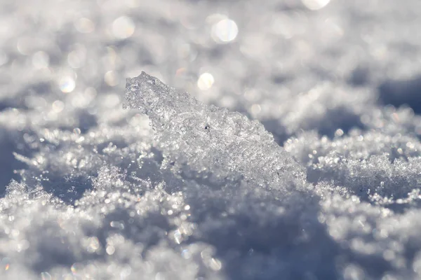 Macro Tiro Neve Branca Pura Com Profundidade Rasa Campo Bokeh — Fotografia de Stock