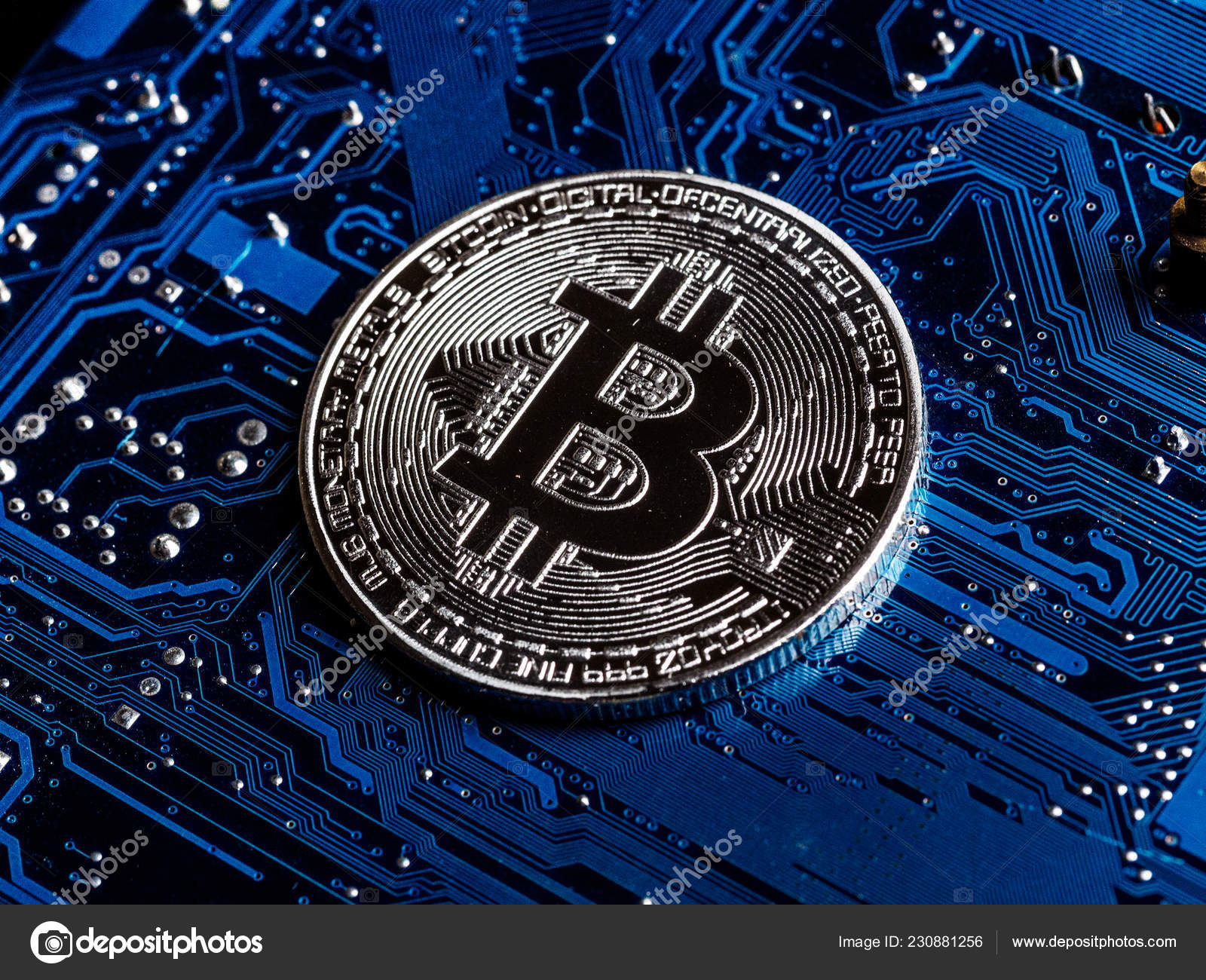 Silver Bitcoins Circuit Board Concept Mining Crypto Currency — Stock  Editorial Photo © Evgeniy_Bobkov #230881256